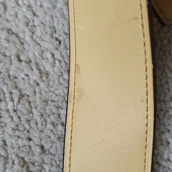 Tan Coach Shoulder Bag Purse - Picture 13 of 17